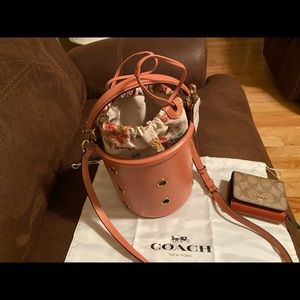 COACH UNIQUE GROMMET INERCHANGABLE BUCKET HANDBAG